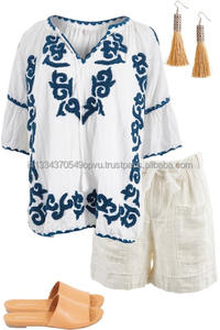 เสื้อเบลาส์ผ้าคอตตอนธรรมชาติ100% ของผู้หญิง,เสื้อปักลายขนสัตว์ตัดกันทรงโค้งแขนกระดิ่งยาวคลุมเข่า - Product Image 2