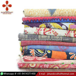 Colcha Kantha de Sari de la Mejor Calidad, Tamaño Individual, Estilo Vintage - Product Image 1