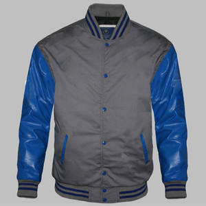 Chaqueta con Capucha de Cuero Estilo Universitario Americano con Logotipo Frontal - Product Image 1