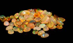 Pierre de guérison forme ovale feu naturel opale éthiopienne Cabochon fabrication de pierres précieuses enroulées en fil de fer bijoux - Product Image 5