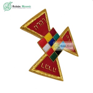 Insigne en tissu maçonnique brodé à la main en fil métallique cousu avec décoration en strass - Product Image 6
