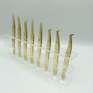 Pince à épiler individuelle en fibre de sourcil plaquée or 24 carats de haute qualité Marque privée durable pour extension de cils Pointe pointue - Product Image 2