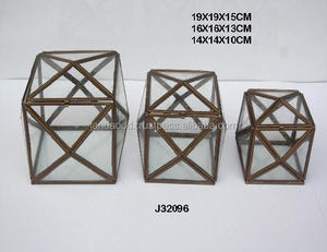 Caja de regalo organizadora de joyas de cristal hecha a mano, Juego de 3 piezas con lados triangulares y acabado de latón antiguo para mujer - Product Image 2