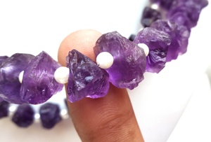 Gema de amatista azul Natural brillante, 35 piezas, taladro central sin tratamiento, joyería rugosa - Product Image 3