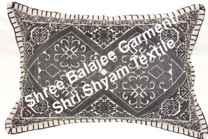 Suzani ปลอกหมอนอิงผ้าทอสไตล์วินเทจแบบเย็บปักสีดำสดใสสำหรับตกแต่งโซฟาในบ้านโรงแรม - Product Image 2