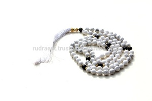 Tendance Howlite Onyx Gemstone Gland Yoga Bijoux Mala 108 Perles Perle Cristal De Guérison Naturelle Piedras Naturales Chaînes - Product Image 4