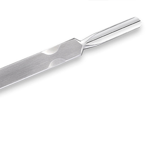 Ensemble de pinces à cuticules fini gris en acier inoxydable P-07 impressionnant manucure et pédicure avec poussoirs d'exportation - Product Image 1