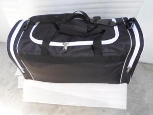 กระเป๋า Prime Bag Low แบบพับได้ กันน้ำ ผลิตจากโพลีเอสเตอร์ เหมาะสำหรับออกกำลังกายและเล่นกีฬา สำหรับผู้หญิงและผู้ชาย  รับผลิตตามสั่ง ไม่มีขั้นต่ำในการสั่งซื้อ - Product Image 5