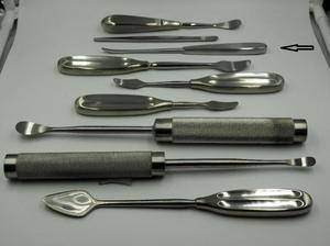 Élévateur Langenbeck Chirurgie des os incurvés et larges Élévateur d'os 20cm Langenbeck Mahersi de haute qualité - Product Image 4