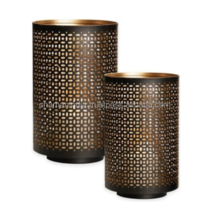 Bougeoir ouragan en fer et verre de luxe Design moderne fait à la main pour la décoration de la maison pour Noël - Product Image 1