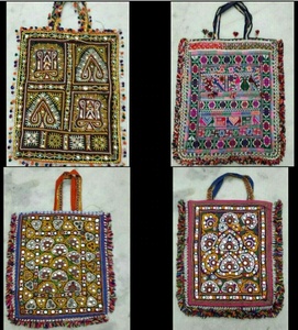 Indian Modern Bohemian Summer Embroidery Designer Handmade <b>Beaded</b> Messenger Bags Light Weight <b>Large</b> Capacity Women Evening Bags - Product Image 2