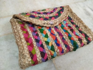 Bolso de Mano Bohemio Hecho a Mano con Diseño de Leopardo para Mujer, Estilo Rajasthan, Ecológico y de Yute - Product Image 3