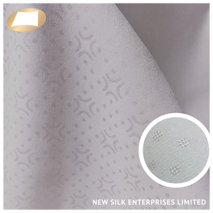 Tela con Estampado Plateado 80% Nailon 20% Elastano para Camisetas - Product Image 2