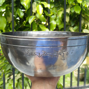 Nouveau bol chantant de pleine lune du Népal - Product Image 1