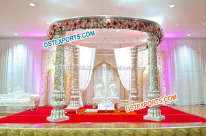 Mandap Dorado Tallado de Estilo Abierto para Bodas, Conjunto de Mandap con Pilares Dorados para Bodas Indias, Fabricante de Mandaps para Bodas en Inglaterra - Product Image 2