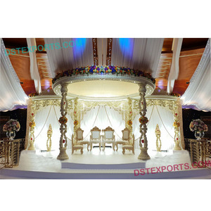 Mandap de Madera Tallada para Bodas, Mandap de Lujo para Bodas Asiáticas, Mandap Avni para Eventos de Boda Indios, Decoración para Eventos en Canadá - Product Image 1