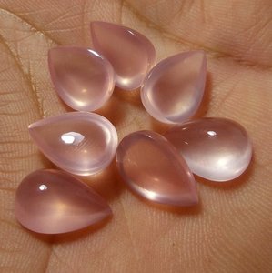 7mm 8mm 9mm Cuarzo Rosa natural Pera Lisa Cabujones calibrados Piedra preciosa suelta Fabricante Comprar piedras al por mayor Precio de fábrica - Product Image 1