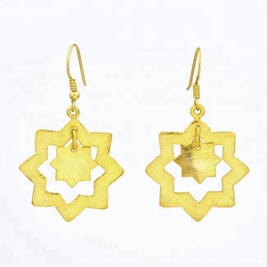 Pendientes colgantes de estrella doble de primavera chapados en oro hechos a mano de Plata de Ley 925, proveedor de joyería al por mayor, Casa De Plata - Product Image 1