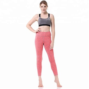 Mallas deportivas Push up sin costuras para mujer, pantalones de Yoga, con bolsa, venta al por mayor - Product Image 1