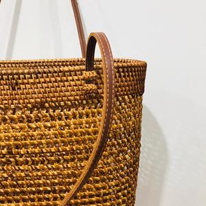 Cariño de mimbre de ratán de bolsa cuero manejar - Product Image 2