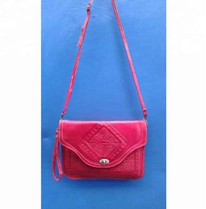 Portefeuille en cuir véritable de style marocain avec fermeture à glissière motif géométrique Wristlet - Product Image 1