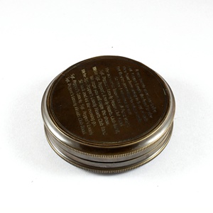 Caja de brújula Náutica de Metal de aleación de latón hecha a mano Material de vidrio Uso marino Aniversario/Regalo de cumpleaños - Product Image 2