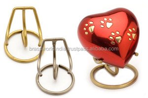 Recuerdo de corazón pequeño para mascotas, urna de cremación de Brassworld, suministros funerarios de la India - Product Image 2