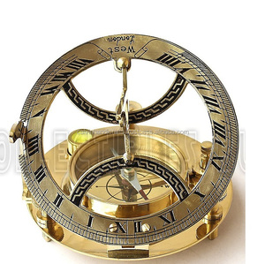 Boussole en laiton nautique vintage à collectionner 4 "Marine par Calvin Handicraft - Product Image 1