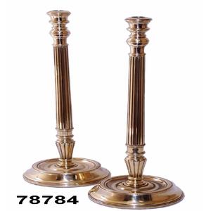 ที่วางเทียนเสาโลหะโบราณทรงกลมดีไซน์ยอดนิยมที่สุด - Product Image 1
