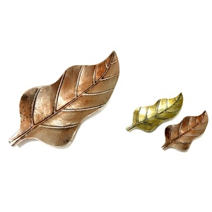 Hot Selling Antique <b>Copper</b> Finished Aluminium Metal Leaf Shape Food Serving Display Tray Dining <b>Table</b> top Decor Customization - Product Image 5