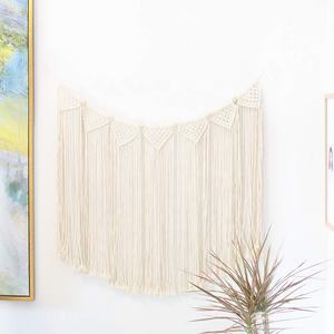 Guirlande de banderoles murales en macramé faites à la main pour Amazon Etsy Home Decor - Product Image 5