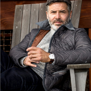 Dernière veste matelassée pour homme en polyester et toile, chaude pour l'hiver, à capuche, personnalisée |   Séchage rapide, coupe-vent, couleur personnalisée - Product Image 2
