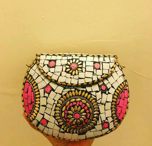 Vintage Indian Handmade <b>Pink</b> <b>Clutch</b> Bags and Purses With Chain Decoration and Candy/Stone Pattern - Product Image 5