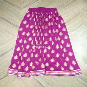 Algodón de colores sólidos con faldas redondas de mujer impresas en oro para ropa informal al por mayor de La India - Product Image 3