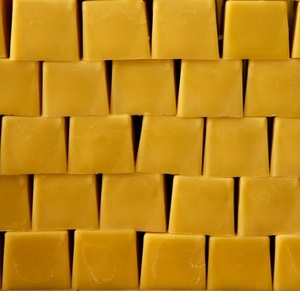 ขี้ผึ้งธรรมชาติ - Product Image 1