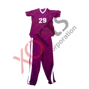 ชุดกีฬาซอฟต์บอลแบบปรับแต่งได้ ระบายอากาศได้ดี สำหรับผู้หญิงและผู้ชาย สีเทาและสีแดงเลือดหมู แบบคอวี เสื้อเจอร์ซีย์ลายทาง กางเกงขายาว - Product Image 6