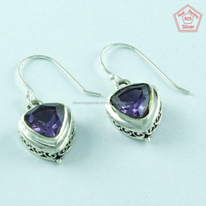 Pendientes de gota de plata 925 hechos a mano con piedra amatista en forma de triángulo Estilo Vintage para bodas-Directo desde la India - Product Image 2