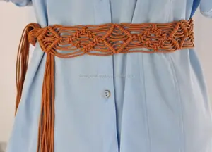 Cinturón de Cuerda Trenzada, Cinturón de Macramé, El Arte Hecho a Mano - Product Image 1