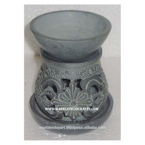 Quemadores de aceite aromático de piedra jabonera hechos a mano en India - Decoración para el hogar para todas las estaciones - Product Image 1