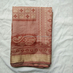 ชุดส่าหรีผ้าไหมพิมพ์ลายดอกไม้,เสื้อผ้าใส่สบายสำหรับผู้หญิง - Product Image 1