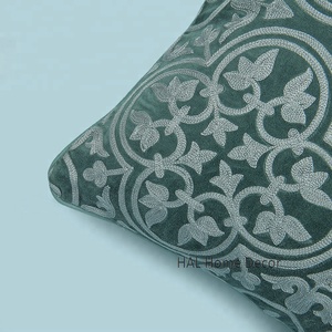 Venta al por mayor 18x18 diseñador funda de Cojín cuadrado 100% almohada de algodón con Suzani Floral para la decoración del hogar al mejor precio - Product Image 4