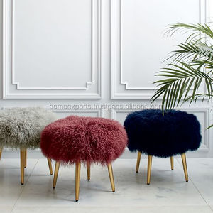 Taburete de lana de cordero mongol para decorar tu habitación - Product Image 1