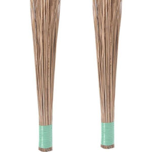 Balai en noix de coco d'Indonésie, bâtons Ms.Holiday - Product Image 1
