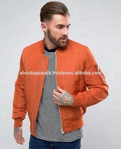 Blouson de Varsity en Satin pour homme, nouveau design de veste de haute qualité rose à imprimé floral, style personnalisé - Product Image 2