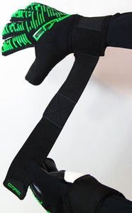 Gants de protection pour homme, accessoire de Football professionnel, de haute qualité, sport, en cuir noir et Latex, avec Logo, rouge, blanc, bleu, 2 pièces - Product Image 4