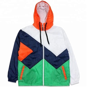 Ropa deportiva Hombres Logotipo personalizado Venta al por mayor al aire libre Casual Softshell Transpirable Impermeable Chaqueta cortavientos Hombres - Product Image 4