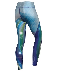 Las mallas de entrenamiento Ever Flex abrazan la comodidad y el estilo elevan tu experiencia física con cada movimiento - Product Image 4