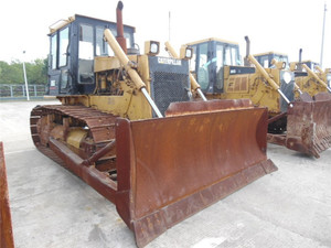 Tracteur d'occasion Caterpillar Bulldozer D6G D6G2 D7G D7G2 à vendre - Product Image 3