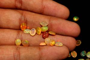 Pierre de guérison forme ovale feu naturel opale éthiopienne Cabochon fabrication de pierres précieuses enroulées en fil de fer bijoux - Product Image 6