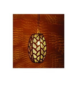 Linternas de velas Linterna de vela marroquí Oro para decoración del hogar Decoración de oficina Decoración de boda - Product Image 1